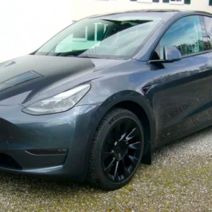 Tesla Model Y Long Range